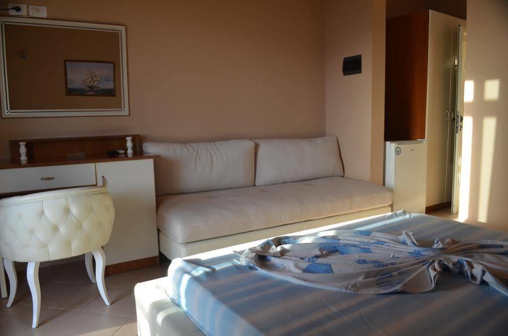 Hotel Olympia Touristic Village 4*